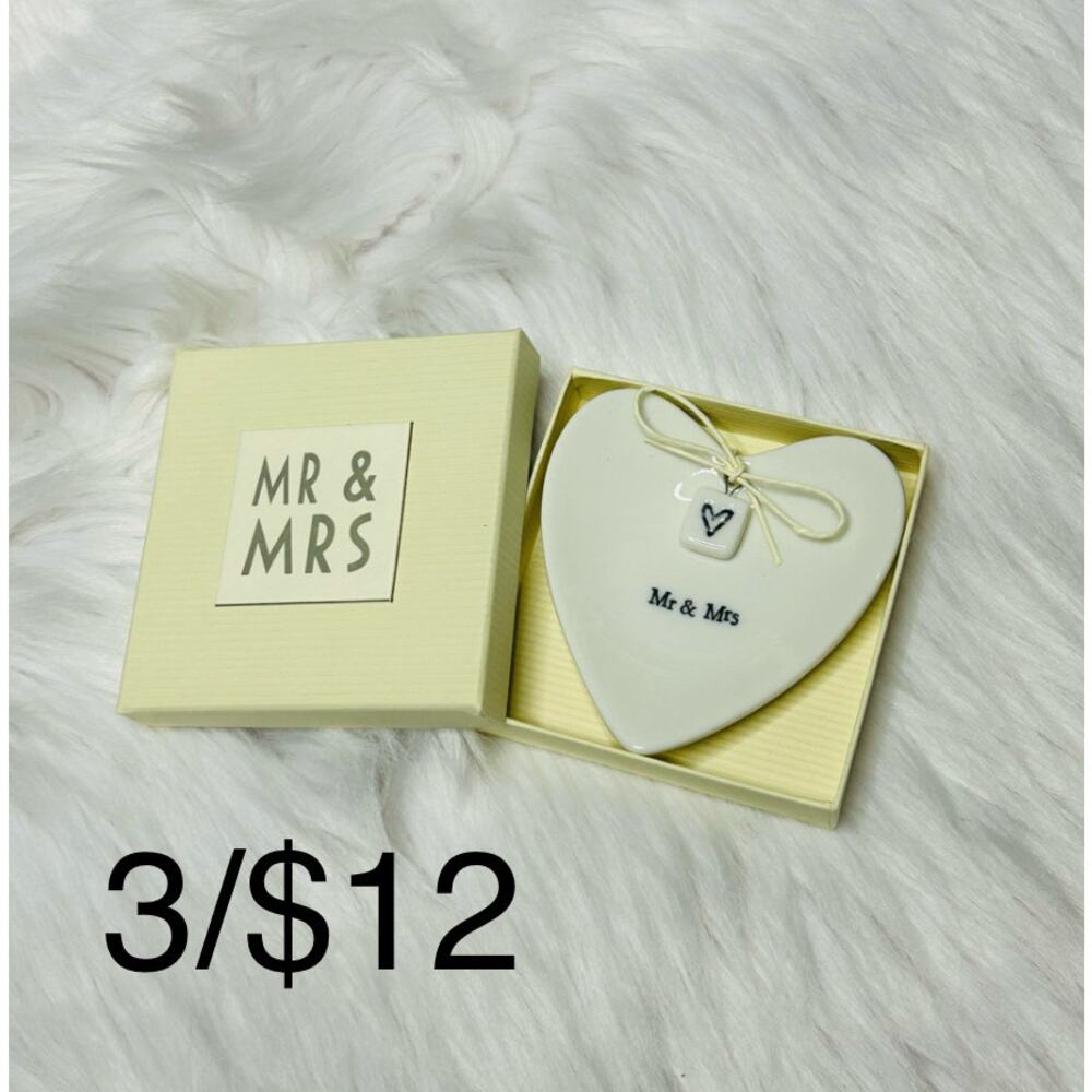 Mr. & Mrs. Heart Ring Bowl